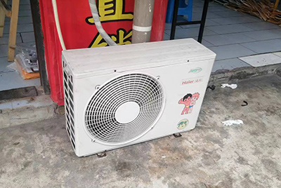 老边空调突然不制冷只吹自然风怎么办？